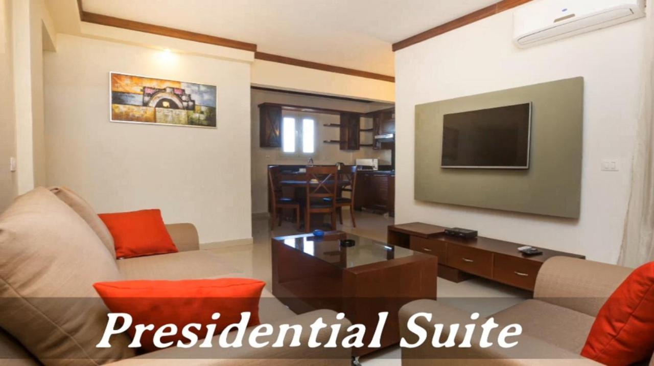 Panacea Suites Hotel Borg El Arab Exteriör bild