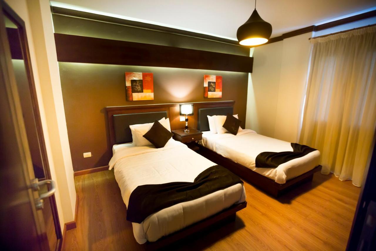 Panacea Suites Hotel Borg El Arab Exteriör bild