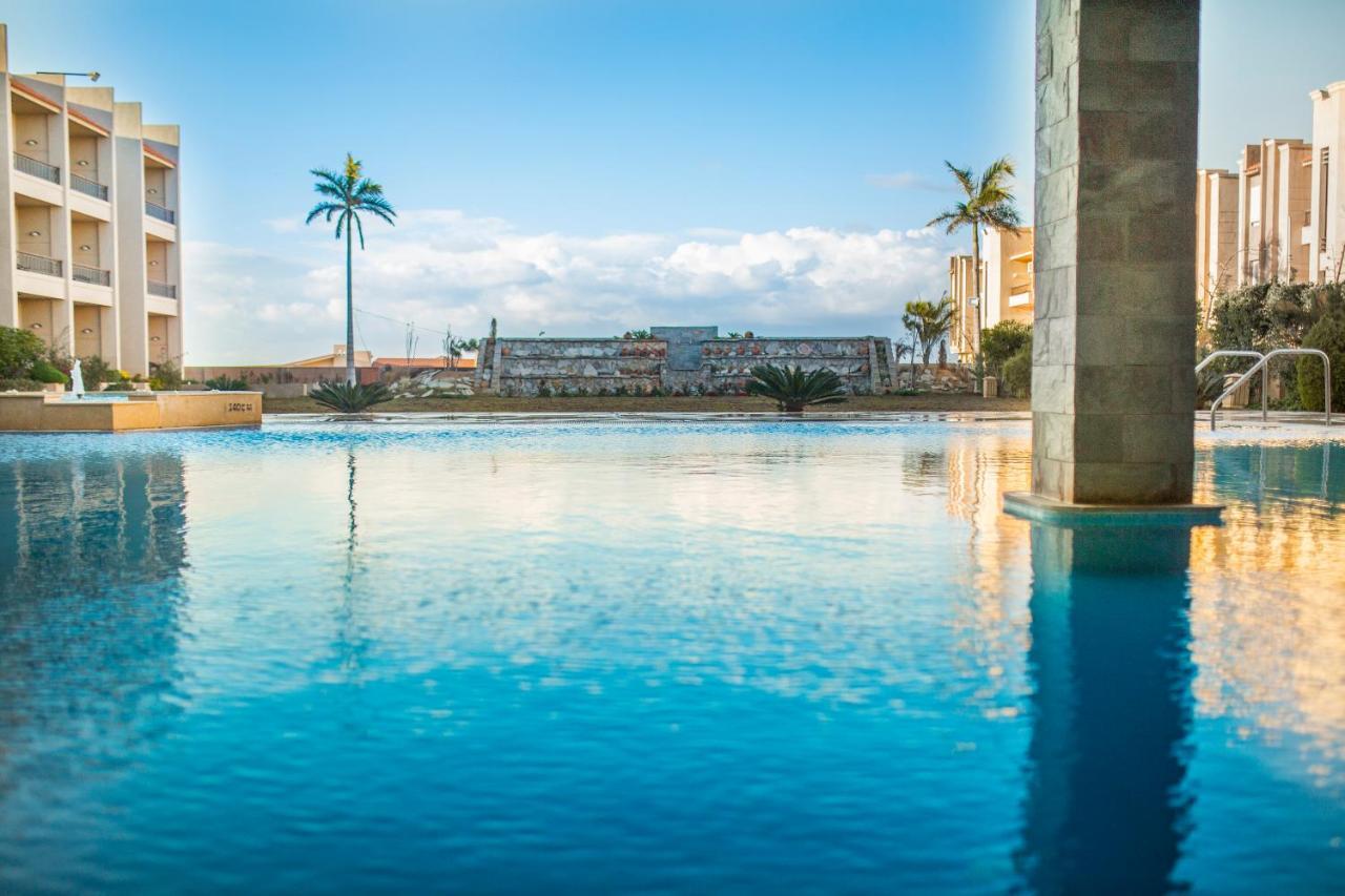 Panacea Suites Hotel Borg El Arab Exteriör bild